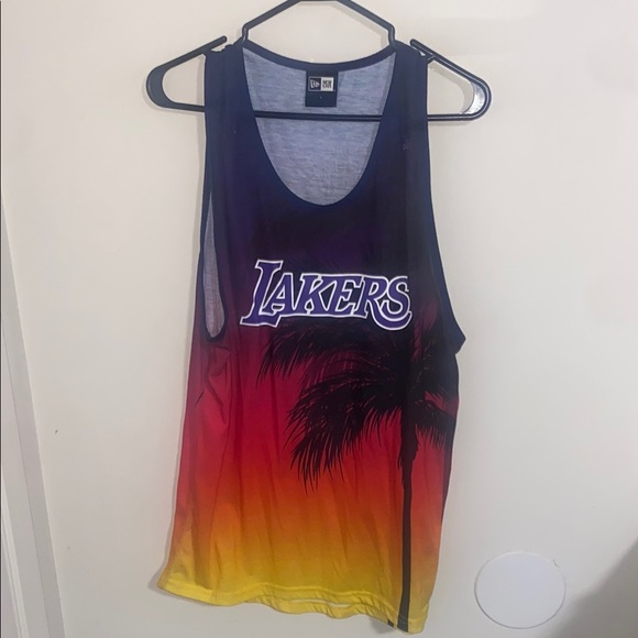 Lakers Gradient Tank Top - Picture 3 of 4